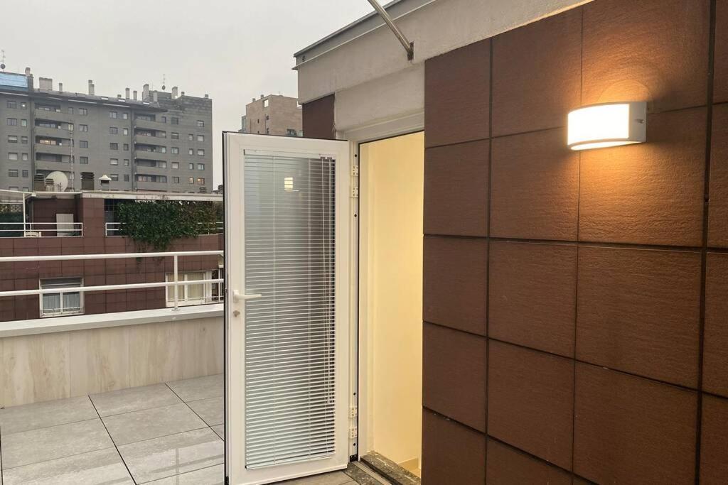 Attico Milano-Bicocca Lägenhet Exteriör bild